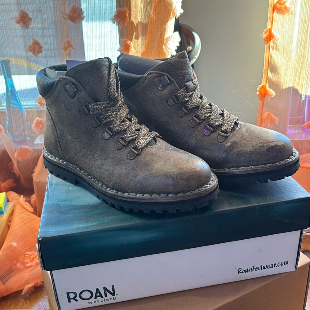 ROAN Boots